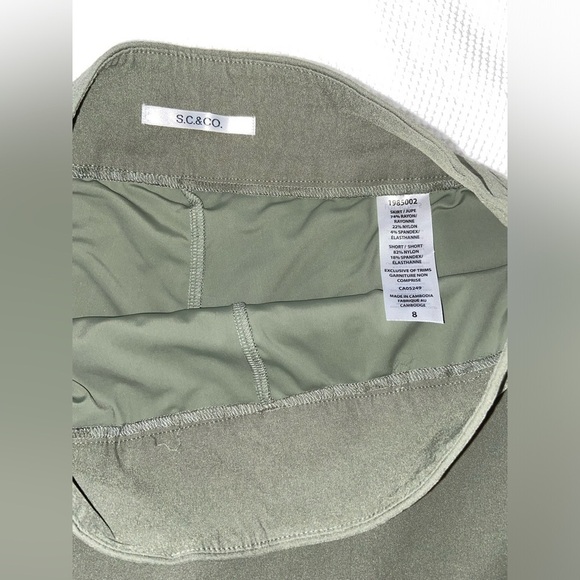 Women’s S.C. & CO. Army green stretchy Pull-on Skort size 8 - Picture 5 of 13